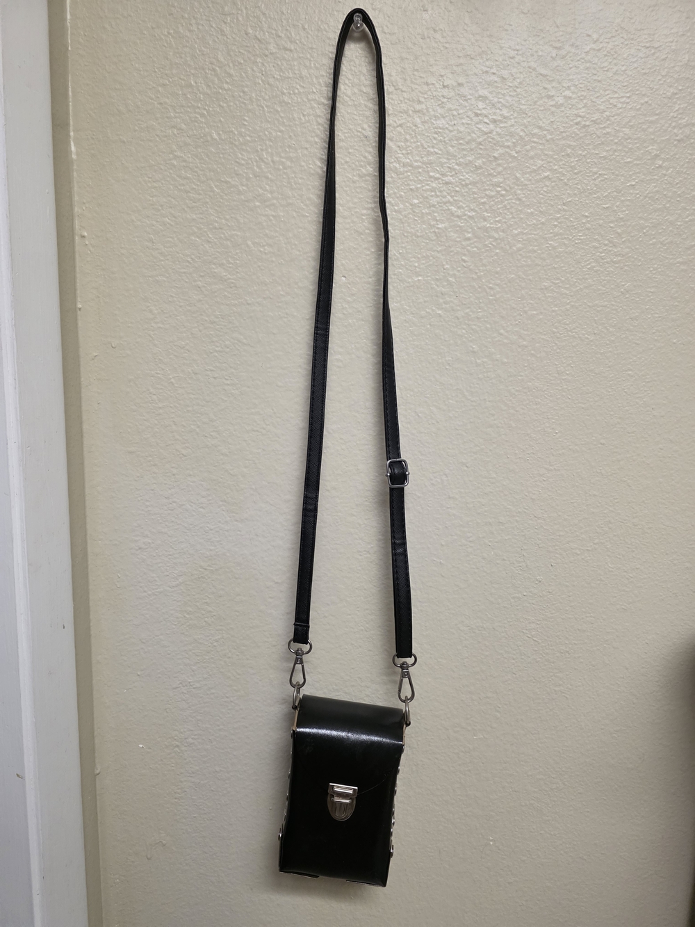 M&K Of Beverly Hills Bag